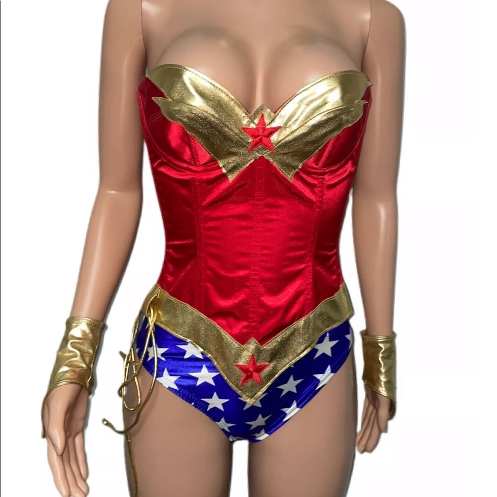 Trashy lingerie Wonder Woman superhero corset costume cosplay Halloween